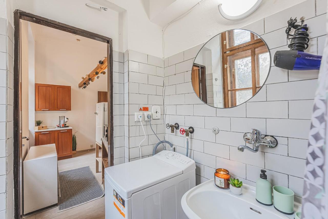 Carolina'S Central Apartment Hradec Králové Zewnętrze zdjęcie